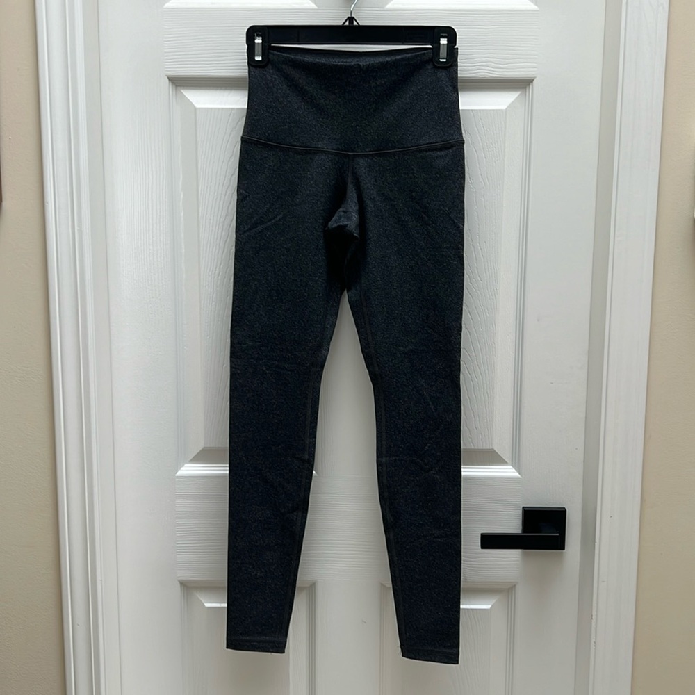 Aritzia Community Leggings